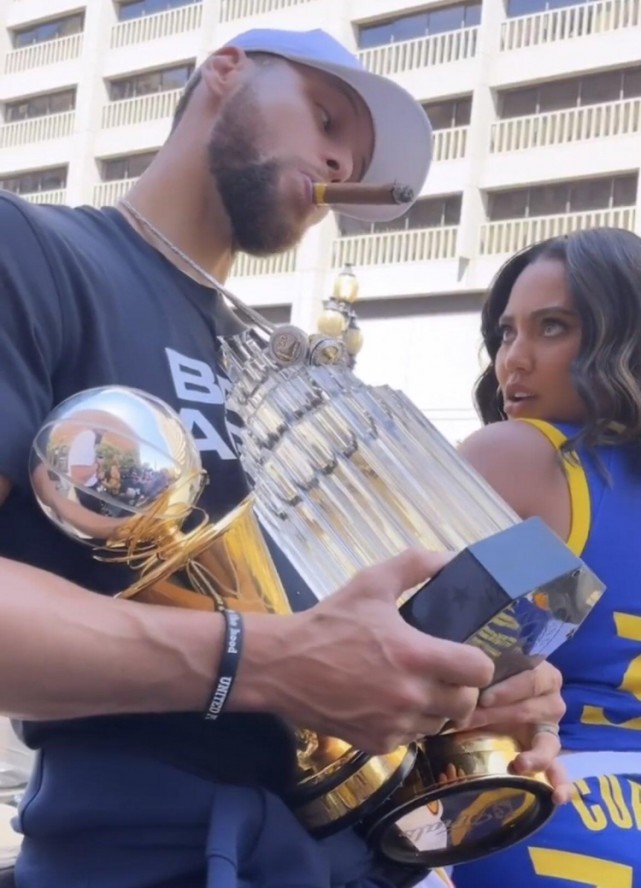 成致命打击 成致命打击